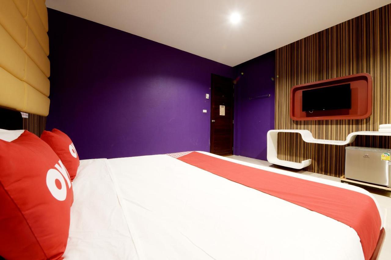 Sriracha Hotel And Spa Ban Huai Yai Phrom Buitenkant foto